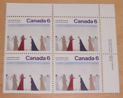 Canada 1974 650-1 Noël - Jean Paul Lemieux Bloc De Coin TR - Blocks & Sheetlets