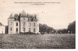 85 - La Mothe-Achard - Le Château Et Le Parc - Dos Divisé - La Mothe Achard