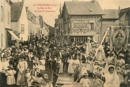 Le Pouliguen * La Rue Du Bois Un Jour De Procession * Fête Religieuse * Commerce Antiquité BOURY - Le Pouliguen