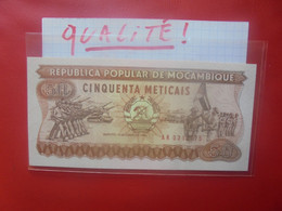 MOZAMBIQUE 50 METICAIS 1986 Peu Circuler (L.2) - Mozambique