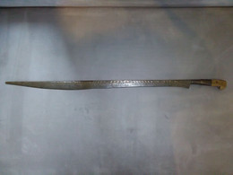Rare Flissa  19 °  ,  94 Mm ! - Knives/Swords