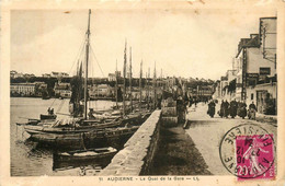 Audierne * Le Quai De La Gare * Bateaux - Audierne