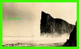 PERCÉ, QUÉBEC - SURF AT PERCÉ ROCK - CARTE PHOTO - WRITTEN - CARTE PHOTO - - Percé