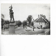 Delcampe - SEIGNELAY. AVENUE COLBERT. - Seignelay