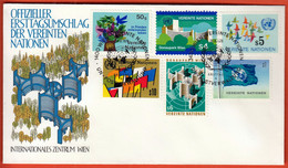 United Nations Vienna Wien 1979 / Birds, Flags, International Centre, Donaupark, Live In Peace, Coat Of Arms / FDC - Cartas & Documentos