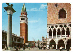Italie -- VENISE --1969--Place Et Clocher De St Marc...............beau Tibre....cachet..............à Saisir - Venezia