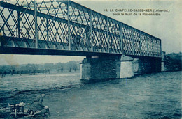 La Chapelle Basse Mer * Sous Le Pont De La Pinsonnière * Lavoir Laveuse - La Chapelle Basse-Mer