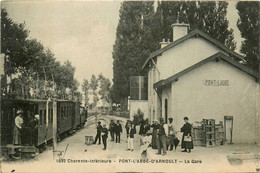 Pont L'abbé D'arnoult * La Gare Du Village * Train Locomotive * Ligne Chemin De Fer - Pont-l'Abbé-d'Arnoult