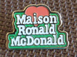 PIN'S MAISON RONALD Mc DONALD - McDonald's