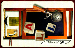 SCHEDA TELEFONICA PHONECARD P 1107 FRANCE 2000 COURANTS ARTISTIQUES N. 5 LE DADAISME - 2000