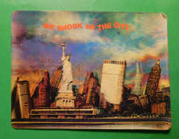 3D Postcard - "We Shook Up The City" - New York -  / Stereo / - Stereoscopiche - Tridimensionale 16X12cm - Cartes Stéréoscopiques