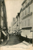 Albi * La Rue Mariés Et La Cathédrale * Commerce Magasin A LA VILLE DE PARIS - Albi