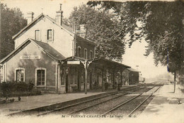 Tonnay Charente * Vue Sur La Gare * Ligne Chemin De Fer - Otros & Sin Clasificación