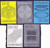 NEDHERLANDS - Computer Graphics - **MNH - 1970 - Gravuren