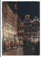 UN COIN DE LA GRAND PLACE LA NUIT / A PART OF THE MARKET PLACE BY NIGHT.- BRUXELLES - BRUSSEL.-  ( BELGICA ) - Brüssel Bei Nacht