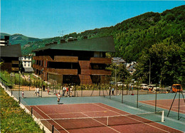 Le Mont Dore * Vue Sur Les Courts De Tennis Des Pradets - Le Mont Dore