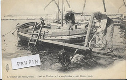 TOULON Le Scaphandre Avant L'Immersion  ( Pionnière) - Toulon