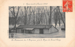 CPA 69 LYON INONDE 1910 LE RESTAURANT DES 3 DRAPEAUX PRES LA DIGUE DU GRAND CAMP - Other & Unclassified
