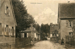 Weiler * Une Rue Du Village * Restaurant Du Cerf - Sonstige & Ohne Zuordnung