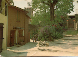 SIGNES - La Place De L'Horloge - Signes