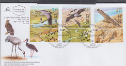 ISRAEL - 2002 - BIRDS  SET OF 3 WITH FULL TABS  ON  ILLUSTRATED FDC - Cartas