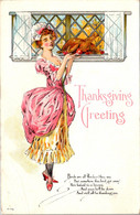 Thanksgiving With Bautiful Lady Holding Turkey On A Platter 1910 - Giorno Del Ringraziamento