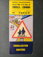 SIGNALISATION ROUTIERE VOUILLE CORBON PARIS 15 PANNEAUX DE SIGNALISATION CODE ROUSSEAU - Voitures