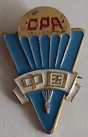 CPA Parachute PIN A8/5 - Militaria