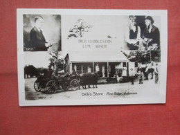 RPPC  Dick & Lum Abner.  Dick's Store. Pine Ridge.   Arkansas >   Ref 5669 - Autres & Non Classés