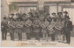 RARE . Au Pays Du Berry. LES GAS DU BERRY (Fanfare De Vielles Et De Cornemuses) - Musik