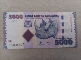 Billete De Tanzania De 5000 Schillings, Rinoceronte En Anverso, Año 2015, UNC - Tanzania