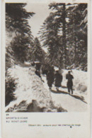 Cpsm 9x14 .Sports D' Hiver Au MONT D'OR (63) Départ Des Skieurs Pour Les Champs De Neige - Winter Sports