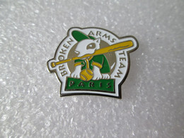 PIN'S   BASEBALL   BROKEN ARMS TEAM PARIS - Baseball