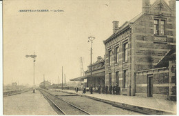 Jemeppe - Sur - Sambre -- La Gare.   ( 2 Scans ) - Jemeppe-sur-Sambre