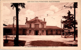 Bagnères-de-Bigorre La Gare Station Hautes-Pyrénées 65200 Cp Tardive Voyagée En TB.Etat - Bagneres De Bigorre