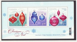 2010  Christmas Issue Souvenir Sheet   Sc 2411  MNH - Unused Stamps