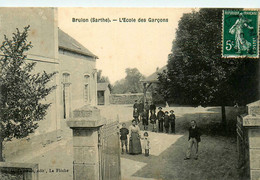 Brulon * La Cour De L'école Des Garçons * Groupe Scolaire - Brulon