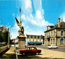 Pontchâteau * Pont Château * La Place De La Mairie * Docks De L'ouest * Automobile Voiture Ancienne - Pontchâteau