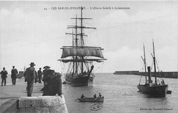 85-LES-SABLES-D'OLONNE-L'ALICE ET ISABELLE A LA REMORQUE - Sables D'Olonne