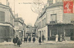 VAL DE MARNE  IVRY SUR SEINE  Rue Voltaire - Ivry Sur Seine