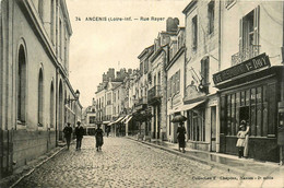 Ancenis * La Rue Rayer * Café Restaurant Veuve DAVY , Buvette De La Mairie - Ancenis