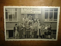 CPA PHOTO - TURNHOUT - USINES ANCO - LES EPICIERS DE LA FIRME DESSILY ( DONT LES EPICIERS DE THULIN ) - 1952 - Turnhout