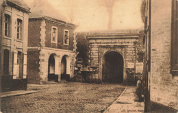 SAINT OMER EN 1892 : LA PORTE D'ARRAS - VUE INTERIEURE - Saint Omer