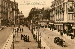 Biarritz * Le Centre De La Ville * Place De La Liberté , Place Georges Clémenceau * Attelage - Biarritz