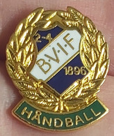 B.V.I.F 1896  Norway Football Club Handball Club   PIN A8/6 - Handball
