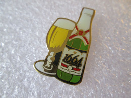 PIN'S   BOISSON   BIÈRE  1664  KRONENBOURG - Bière