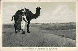 LIBYA / LIBIA - CAROVANIERE NEL DESERTO PER LA PREGHIERA / CARAVANER PRAYS-  EDIZ. SION LEGHZIEL 1920s (11239) - Libia