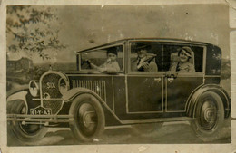 Surréalisme * Carte Photo Photo Montage * Famille Dans Une Automobile SIX * Photographie Photographe - Photographie