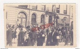 WW2 ? Luxembourg Archive Famille Dudelange Esch Sur Alzette Carte Photo Manifestation " Vive Prënz Jean " Scoutisme ? - Dudelange