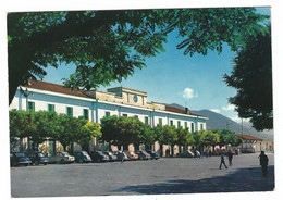 16324 - AVEZZANO PIAZZALE STAZIONE ANIMATA 1960 - Avezzano